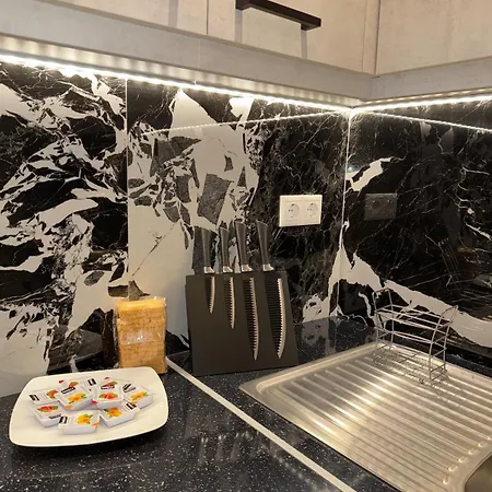 Appartement Luxy Renovated Flat With Patio